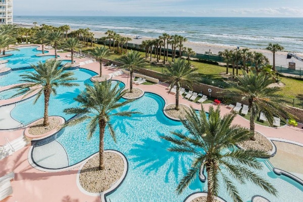 Diamond Beach Condos image 30